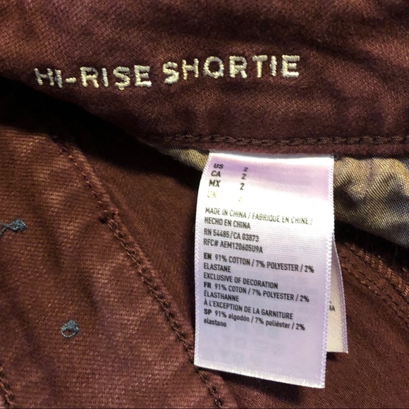 3/$15 American Eagle Maroon Denim HiRise Shortie - Picture 3 of 3